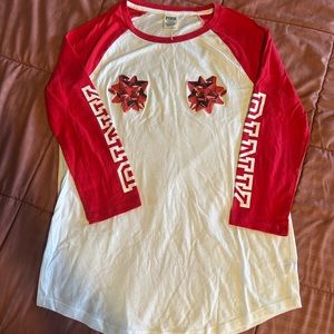VS Pink 3/4 baseball holiday tee